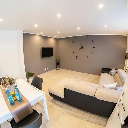 Apartment Flow Trogmann *